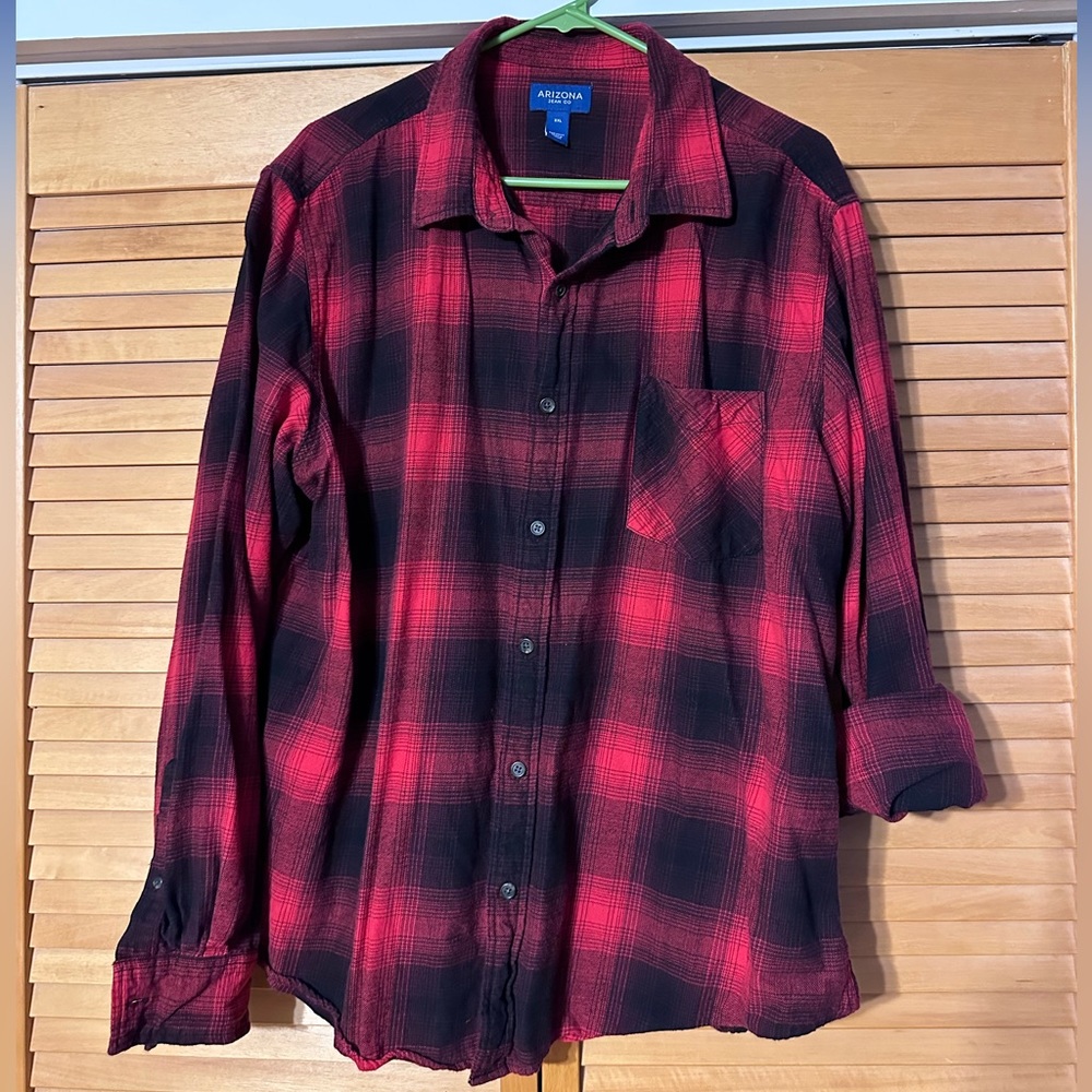 XXL, Men’s Arizona flannel.